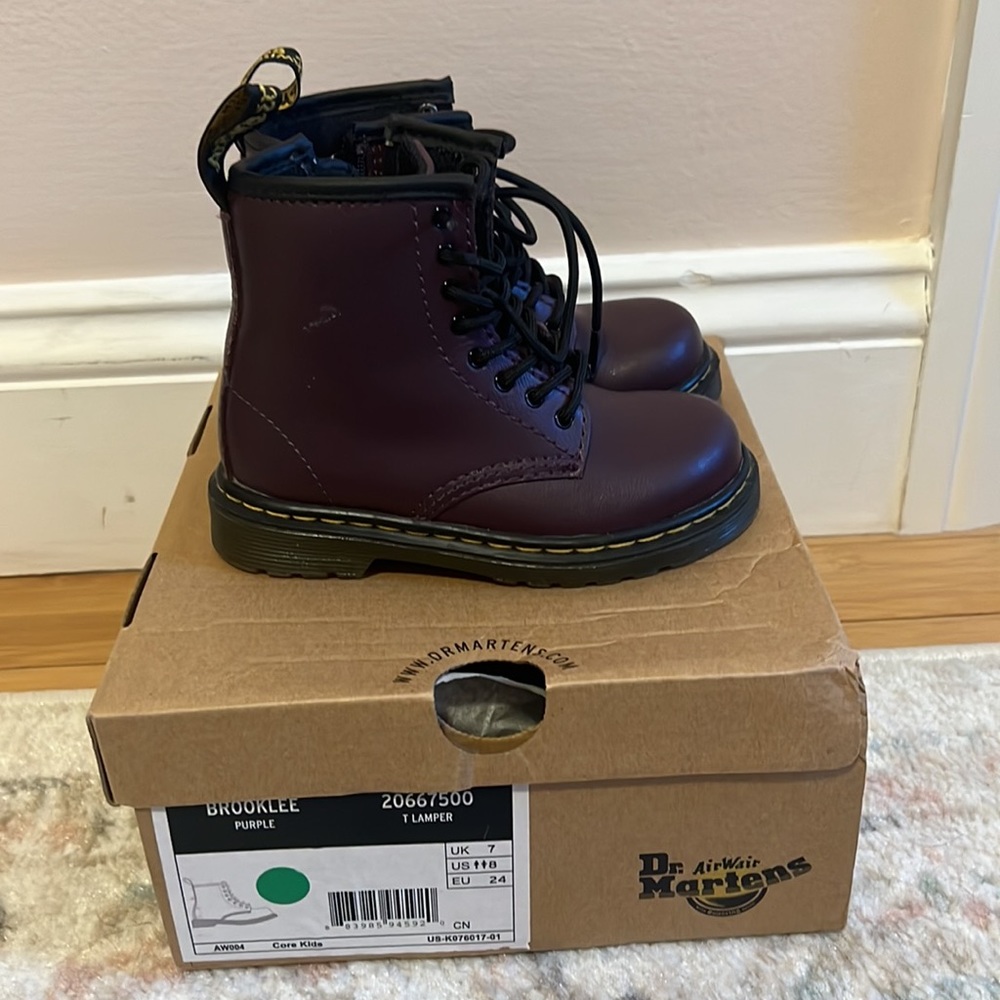 Dr Martens kids - Girls toddler boots - dark purple- size 7(UK)/8(US)